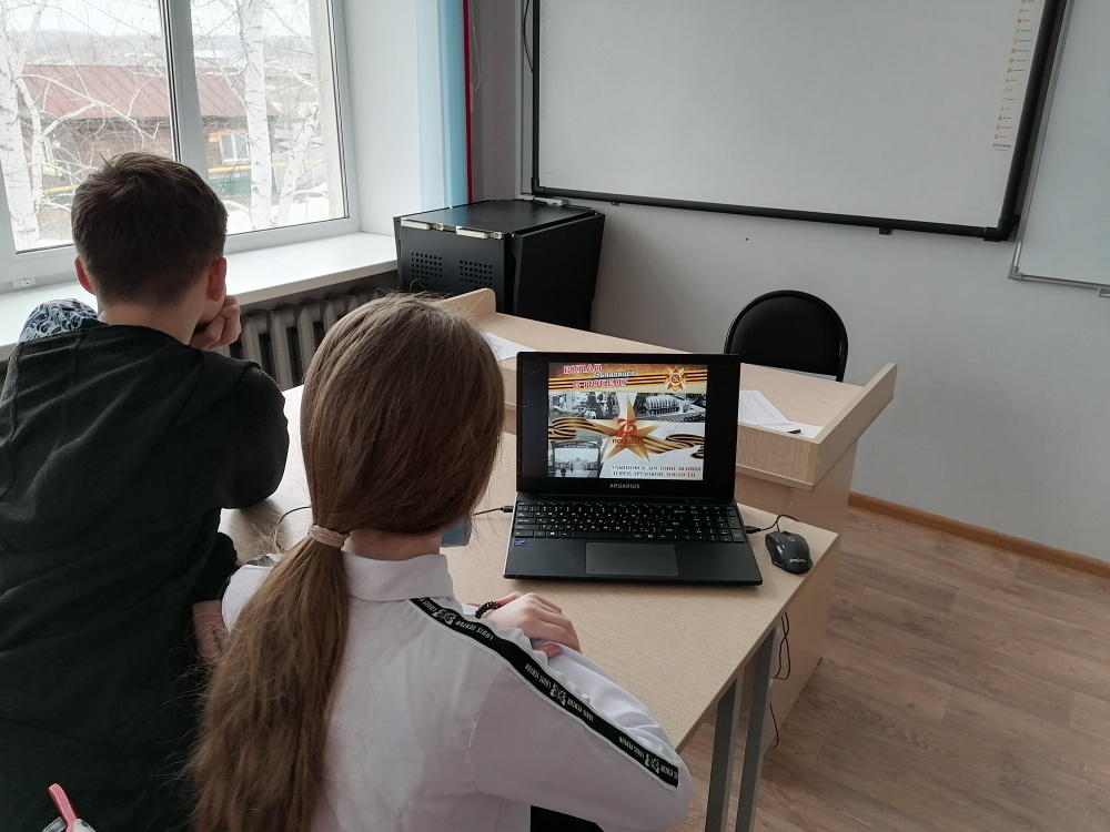 воинам - володарцам.